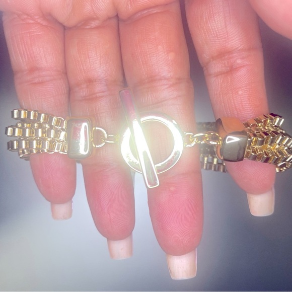 NWT Anne Klein Gold-Tone Multi-Row Chain Toggle Bracelet In Metallic Gold - Picture 4 of 9